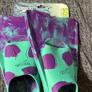 NWT Kids Speedo Swim Fins Large 3-4